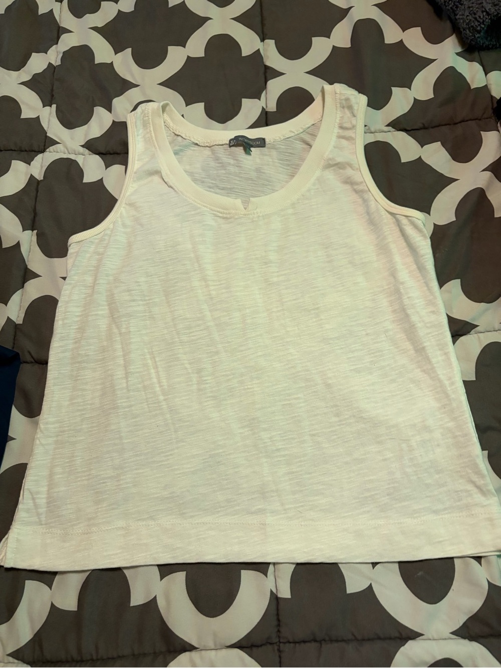 Wit & Wisdom Light Cream Sleeveless Tank Top